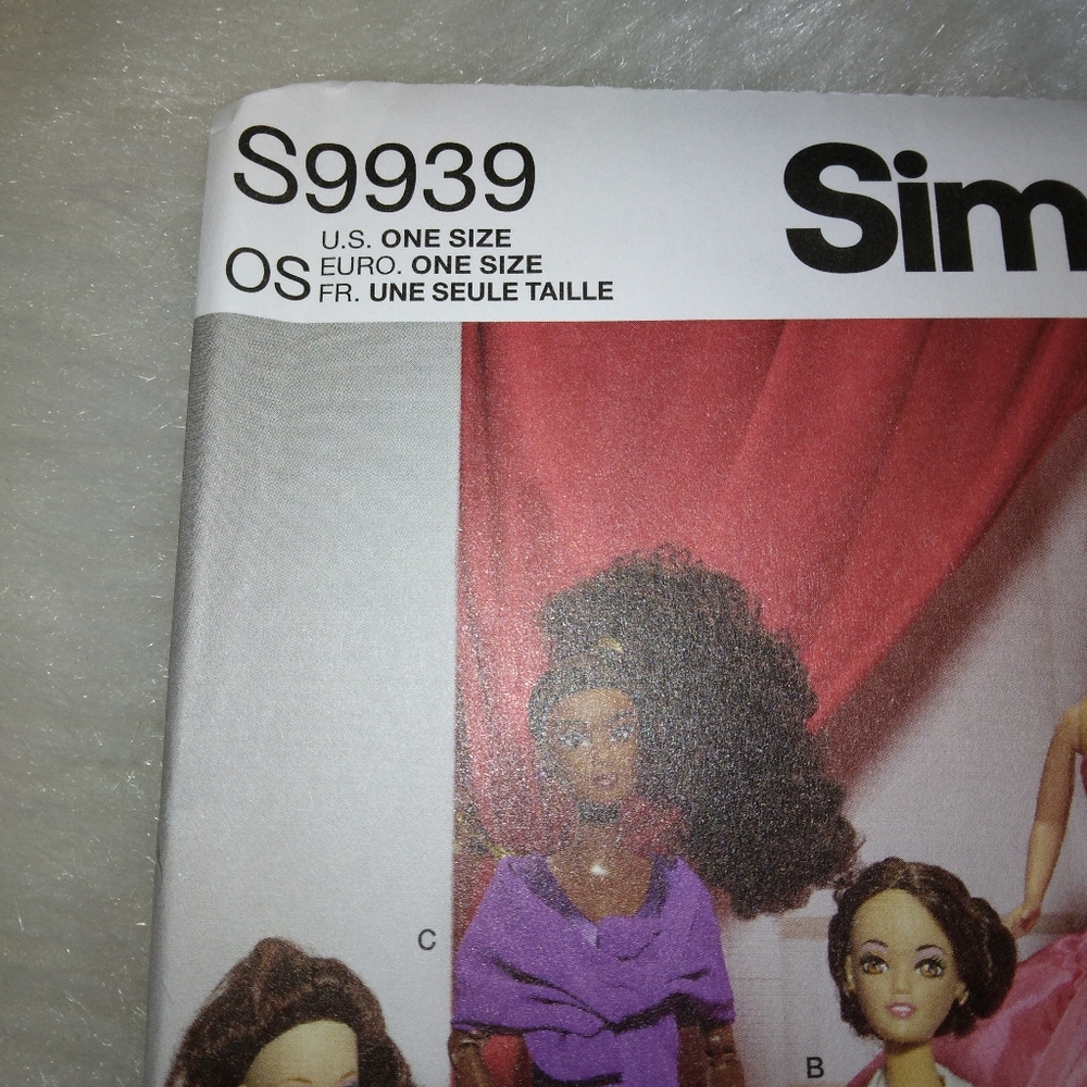 Simplicity Doll Dress Pattern - Picture 2 of 5